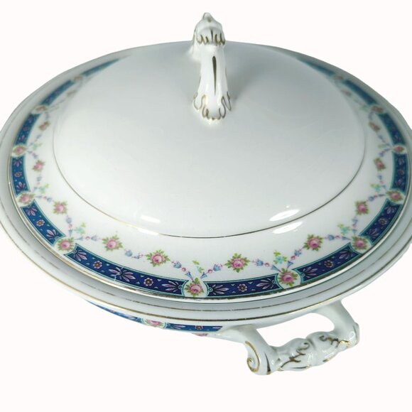 Vintage Johnson Bros England Lidded Ceramic Tureen Serving Bowl - Floral Design - Picture 3 of 8